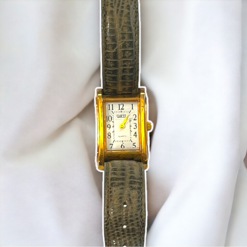 Vintage Guess Leather Ladies Watch